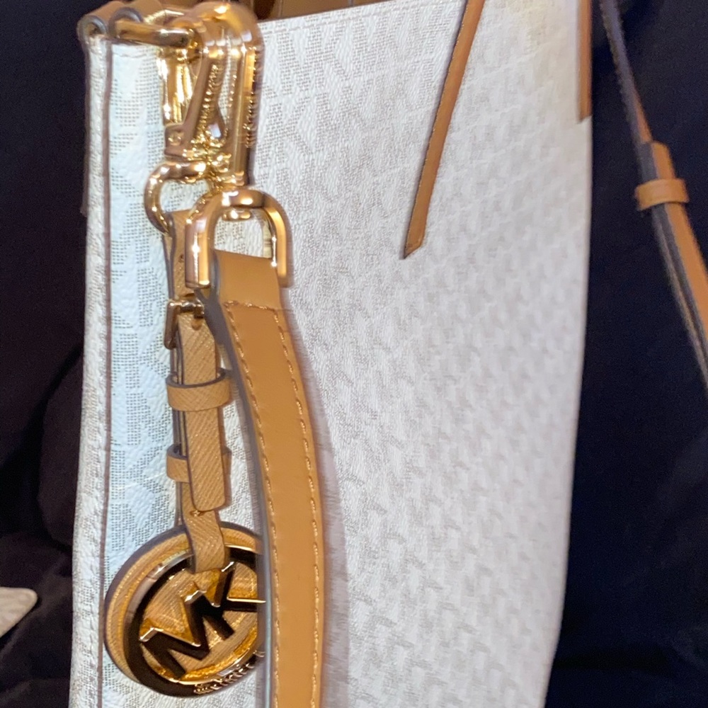 Michael Kors Large Tote Bag - Picture 3 of 4